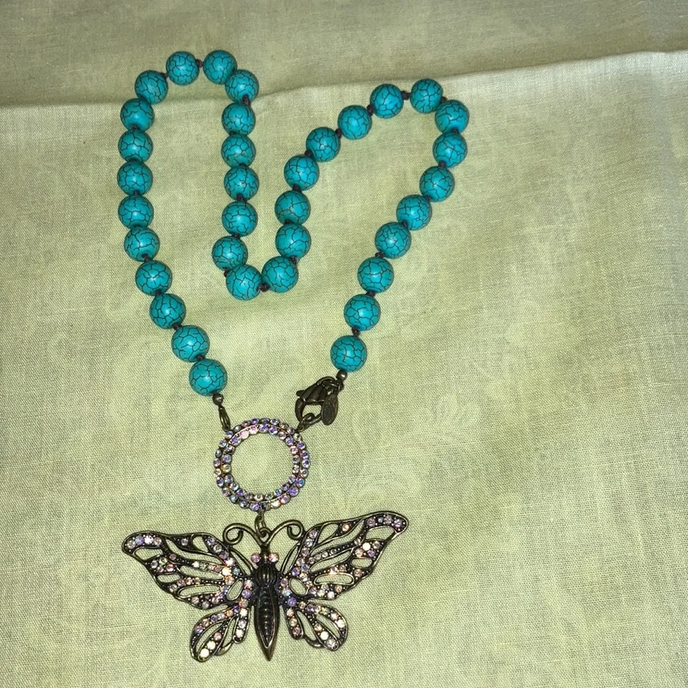 KIRK’s FOLLY 2 pc. Set turq. color necklace & bracelet w/3” butterfly. $112 - Picture 5 of 9